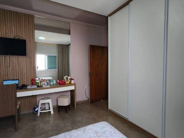 Casa para Venda em Araxá - 5