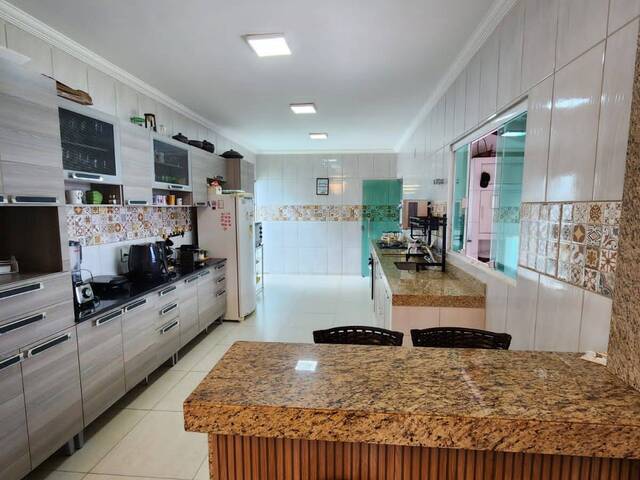 Casa para Venda em Araxá - 4