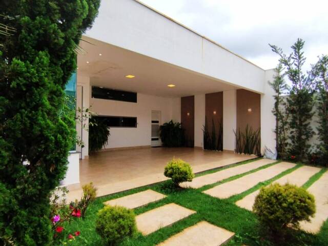 #5 - Casa para Venda em Araxá - MG