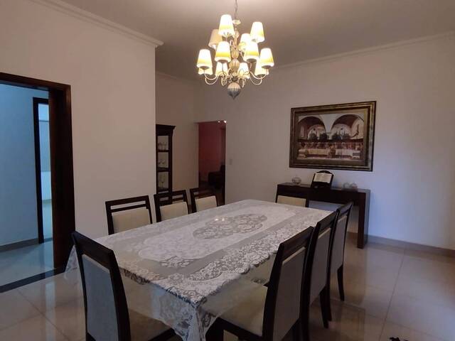 #15 - Casa para Venda em Araxá - MG
