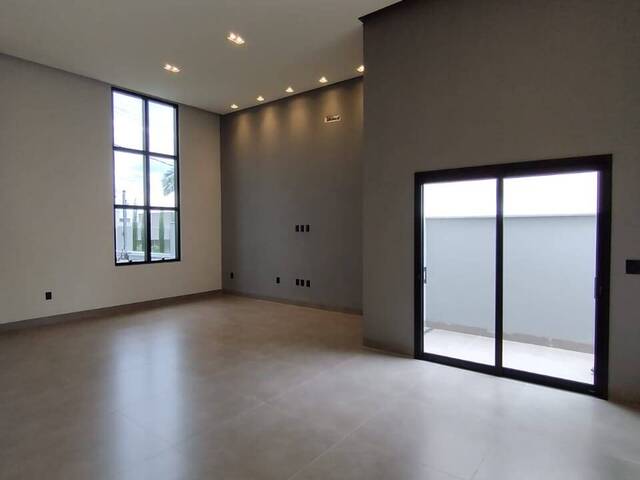 Casa para Venda em Araxá - 4