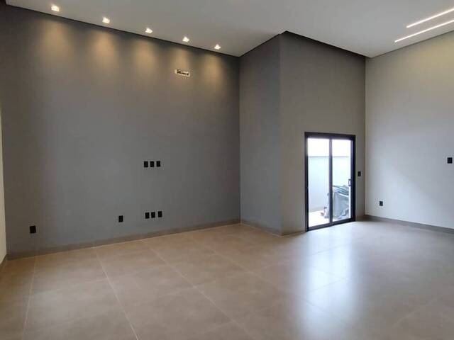 Casa para Venda em Araxá - 5