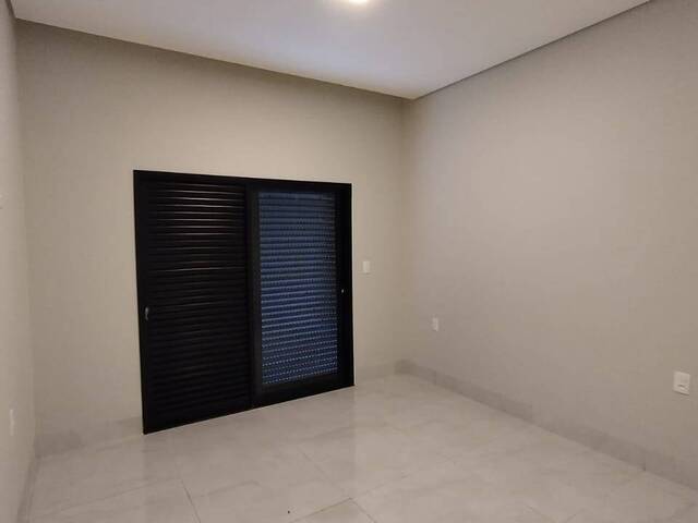 Casa para Venda em Araxá - 5