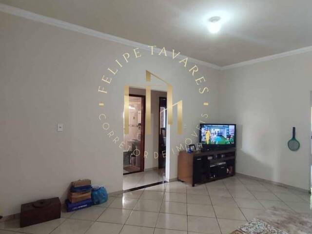 Casa para Venda em Araxá - 3