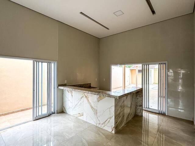 Casa para Venda em Araxá - 4