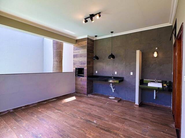 Casa para Venda em Araxá - 2