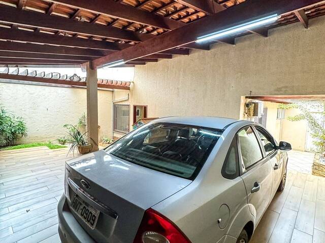 Casa para Venda em Araxá - 2