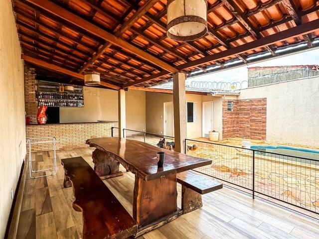 Casa para Venda em Araxá - 4