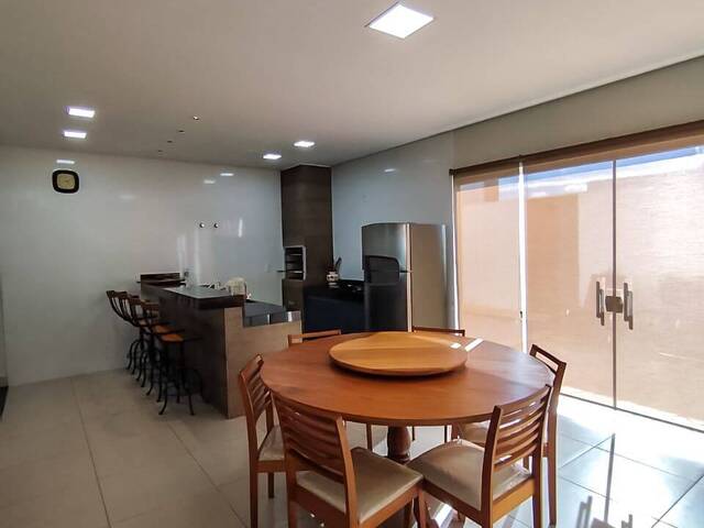 Casa para Venda em Araxá - 5