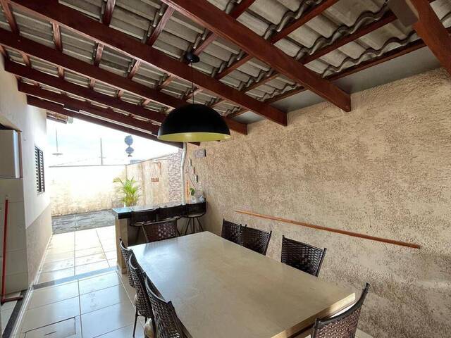 Casa para Venda em Araxá - 2