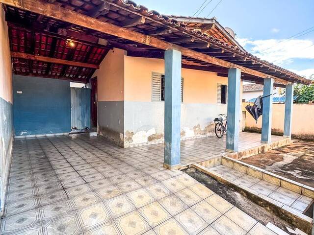 #121 - Casa para Venda em Araxá - MG - 3