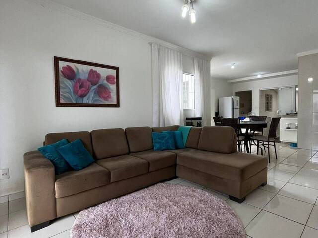 #122 - Casa para Venda em Araxá - MG - 2