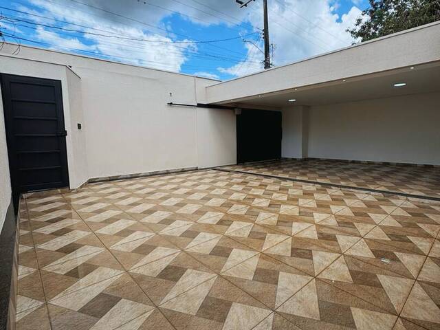 #138 - Casa para Venda em Araxá - MG - 1