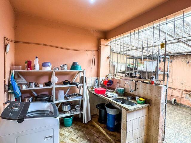 #144 - Casa para Venda em Araxá - MG - 3