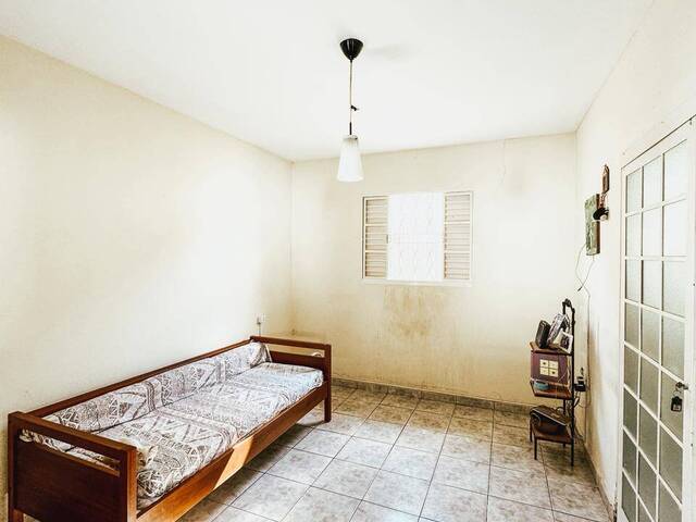 Casa para Venda em Araxá - 5