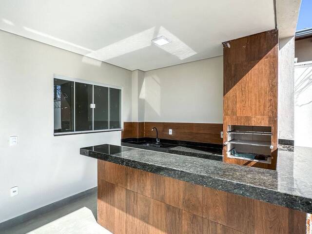 #195 - Casa para Venda em Araxá - MG - 1
