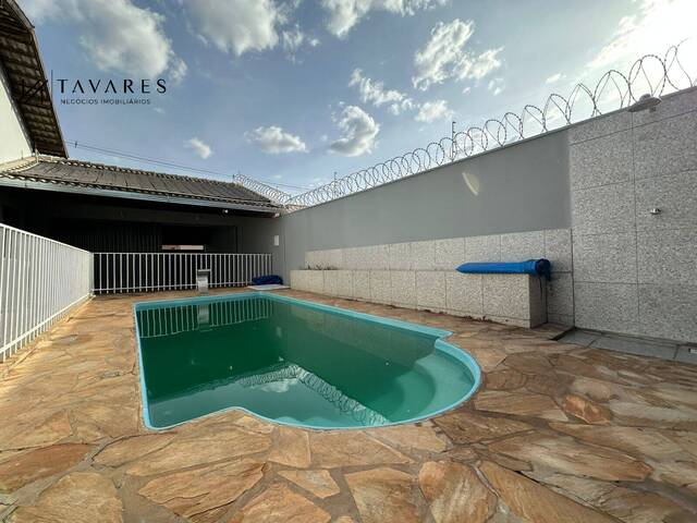 #206 - Casa para Venda em Araxá - MG - 1