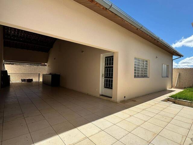 #207 - Casa para Venda em Araxá - MG - 1