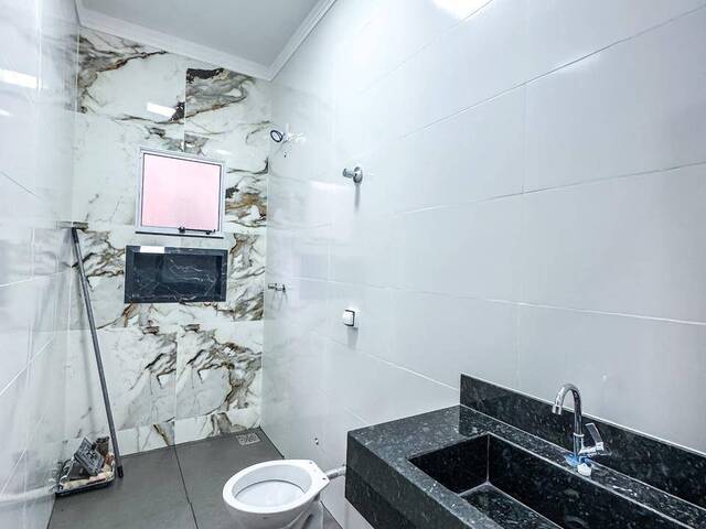 Casa para Venda em Araxá - 4