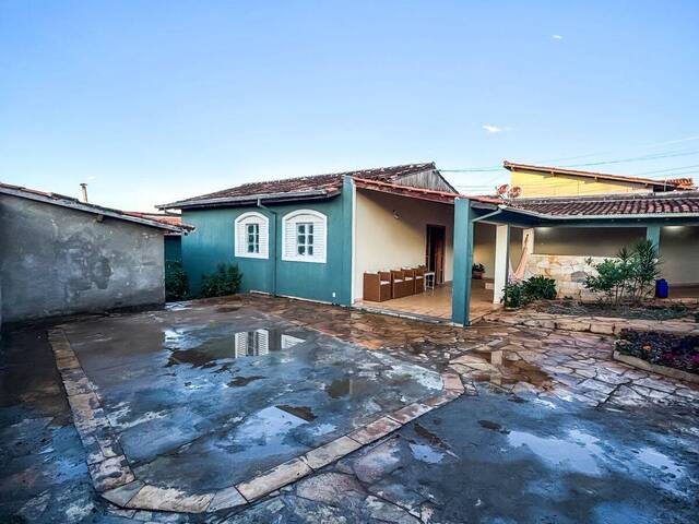 #217 - Casa para Venda em Araxá - MG - 1