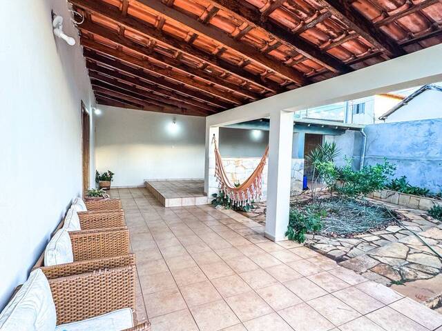 #217 - Casa para Venda em Araxá - MG - 2