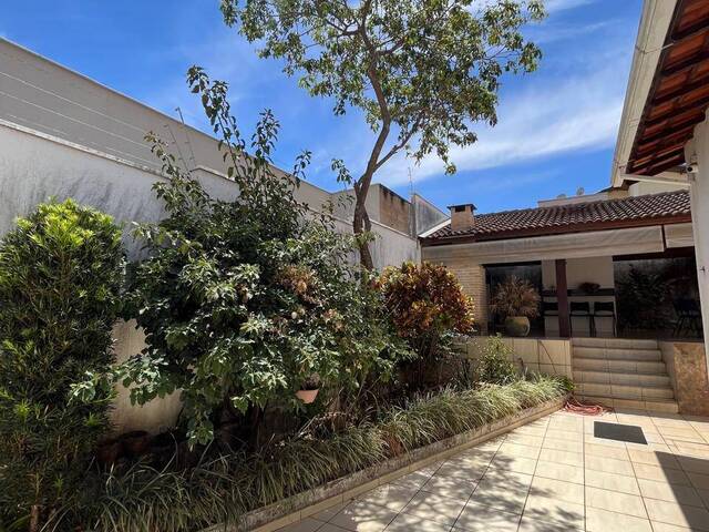 Casa para Venda em Araxá - 4