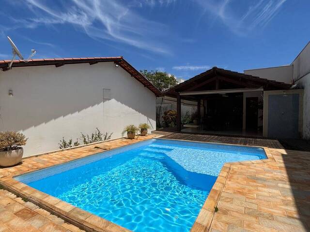 Casa para Venda em Araxá - 5