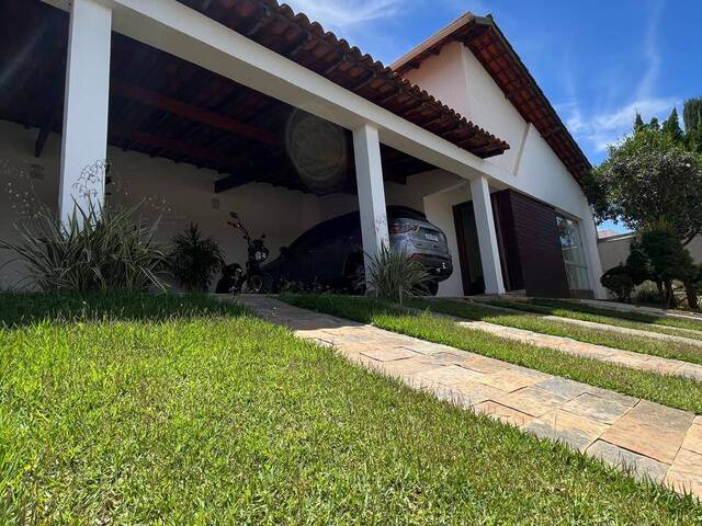 #223 - Casa para Venda em Araxá - MG - 2