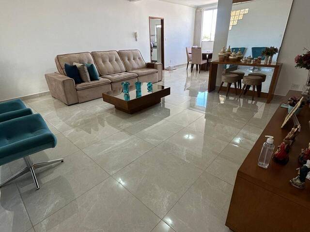 #224 - Apartamento para Venda em Araxá - MG - 2