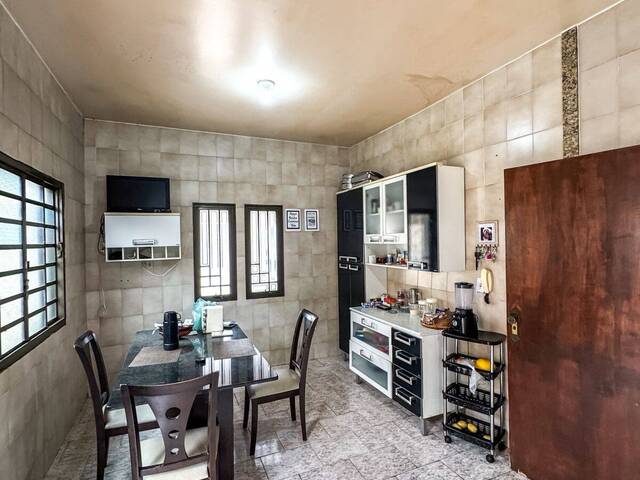 #232 - Casa para Venda em Araxá - MG