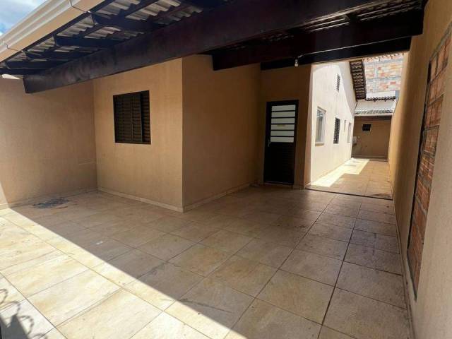 #241 - Casa para Venda em Araxá - MG - 2