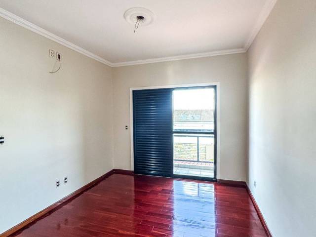 #242 - Casa para Venda em Araxá - MG