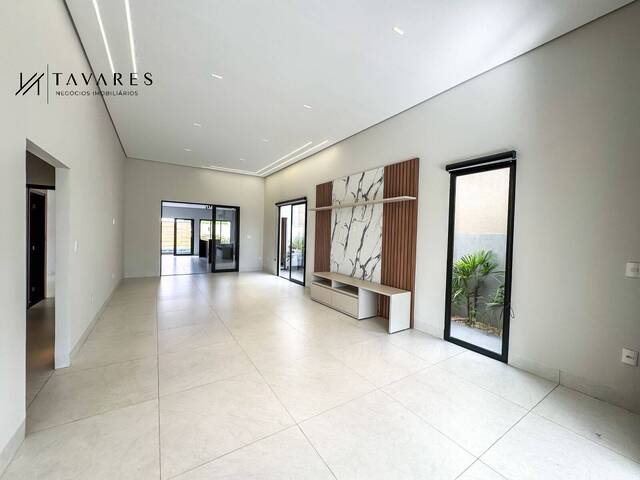 #248 - Casa para Venda em Araxá - MG - 3