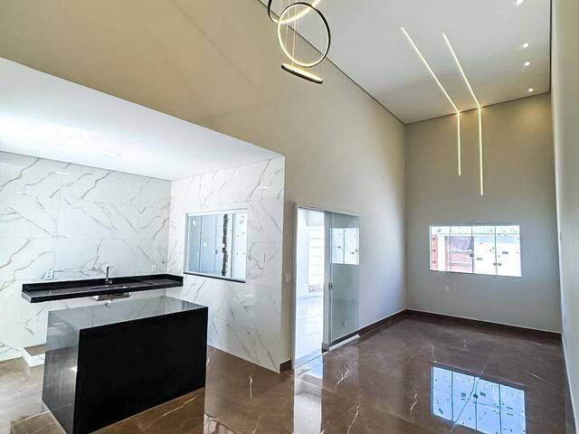 #255 - Casa para Venda em Araxá - MG - 2